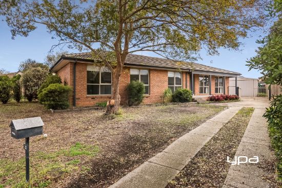 32 Dunrossil Drive, Sunbury, Vic 3429