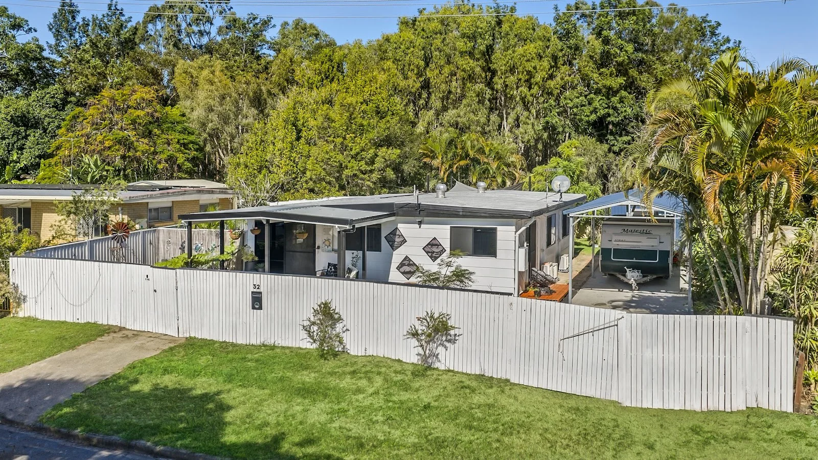 32 Dwyer Street, Beachmere, Qld 4510
