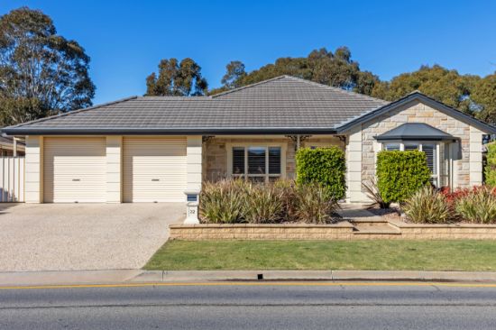 32 Gardenia Crescent, Morphett Vale, SA 5162