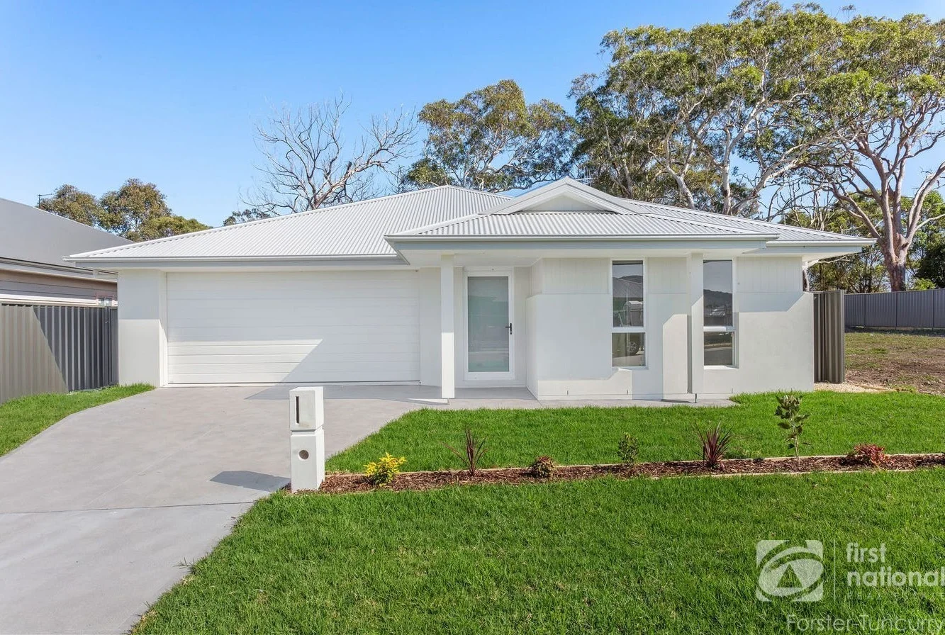 32 Iluka Boulevard, Forster, NSW 2428