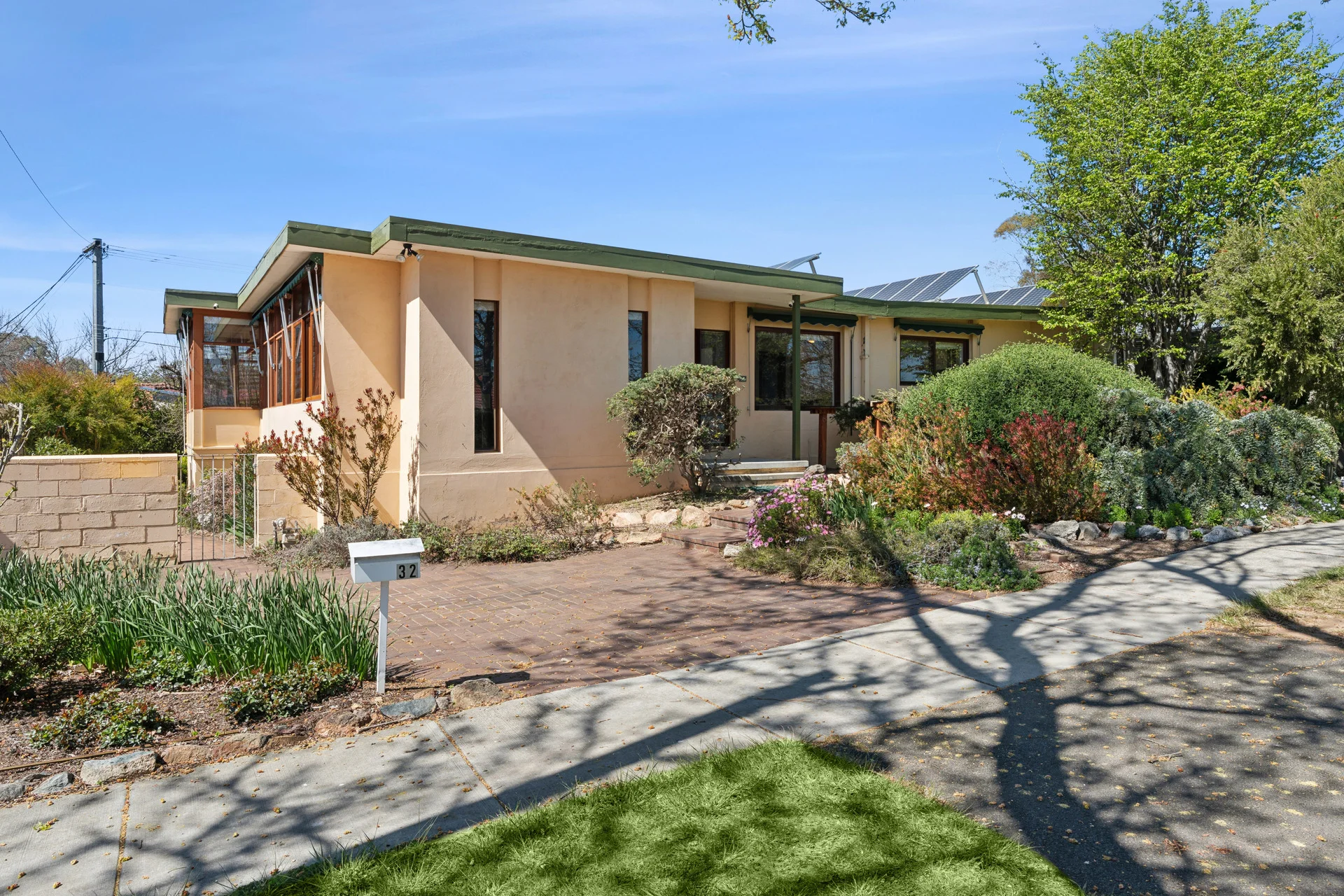 32 MacDonnell Street, Yarralumla, ACT 2600