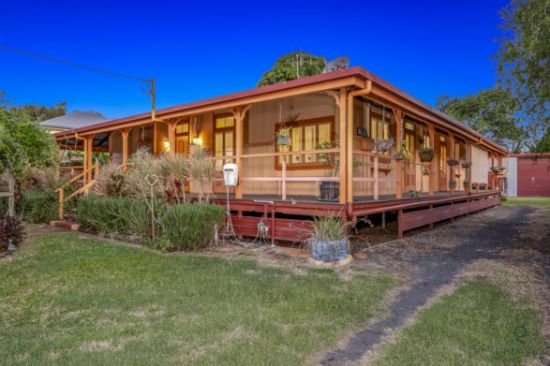 32 Macrossan Street, Childers, Qld 4660
