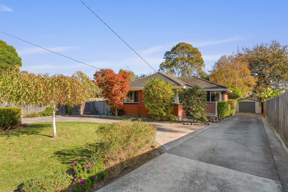 32 Parkview Drive, Ferntree Gully, Vic 3156 32 Parkview Drive, Ferntree Gully, Vic 3156