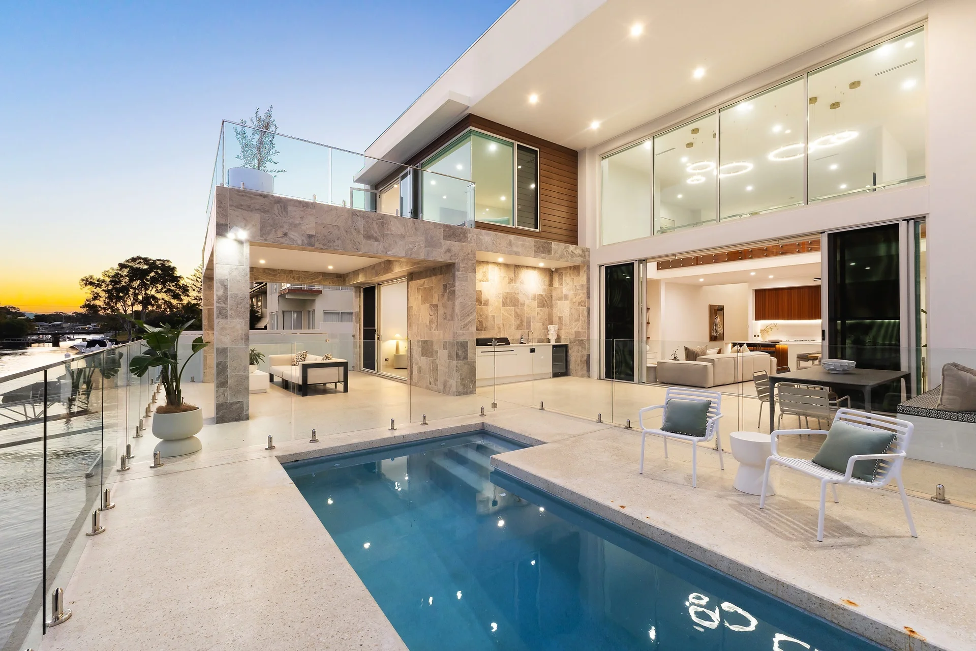 32 Southern Cross Drive, Surfers Paradise, Qld 4217