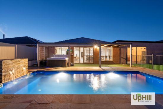 32 Trainers Way, Clyde North, Vic 3978