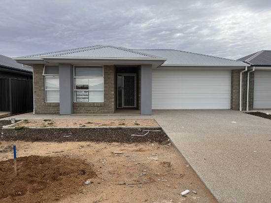 32 Verdale Crescent, Munno Para Downs, SA 5115