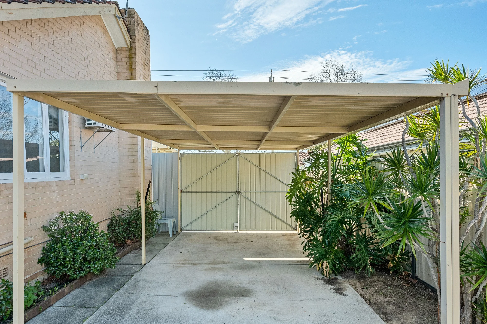 322 Epsom Avenue, Cloverdale WA 6105