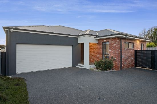 323 Olive Street, South Albury, NSW 2640