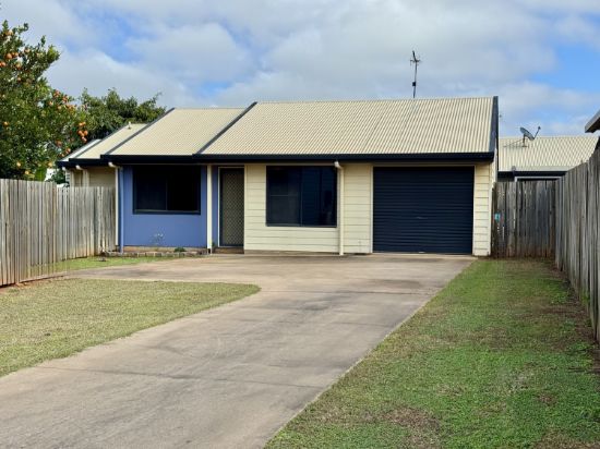 32A SAVANNAH Drive, Moranbah, Qld 4744