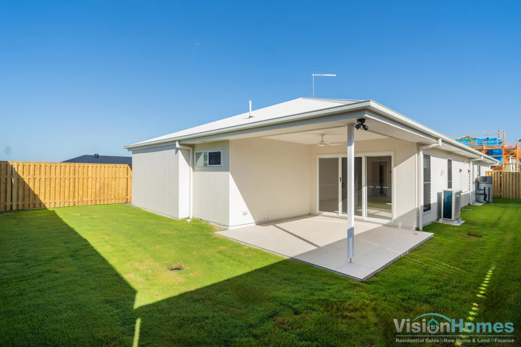 33 Auburn Crescent, Ripley, Qld 4306