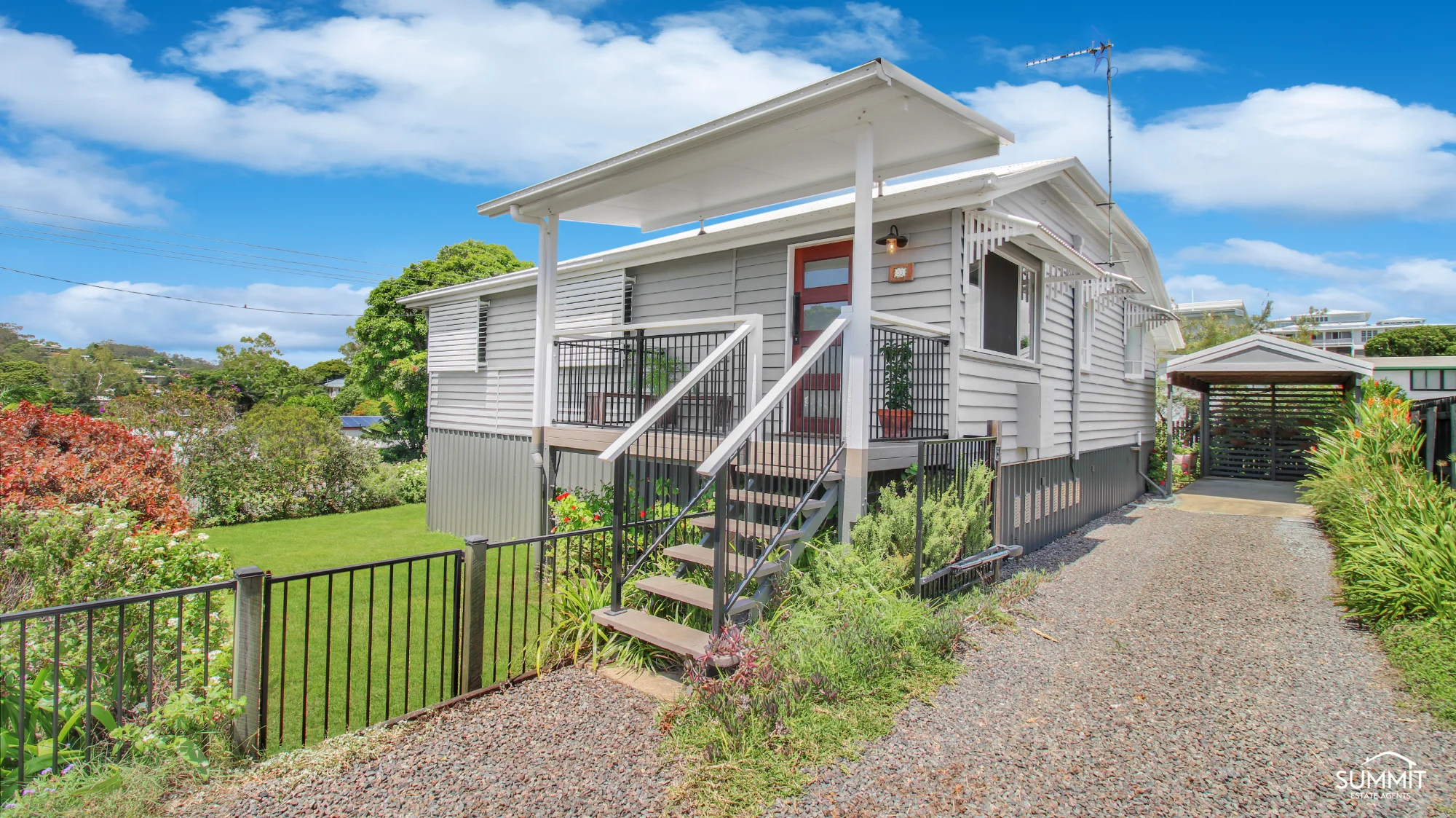33 Boles Street, West Gladstone, Qld 4680