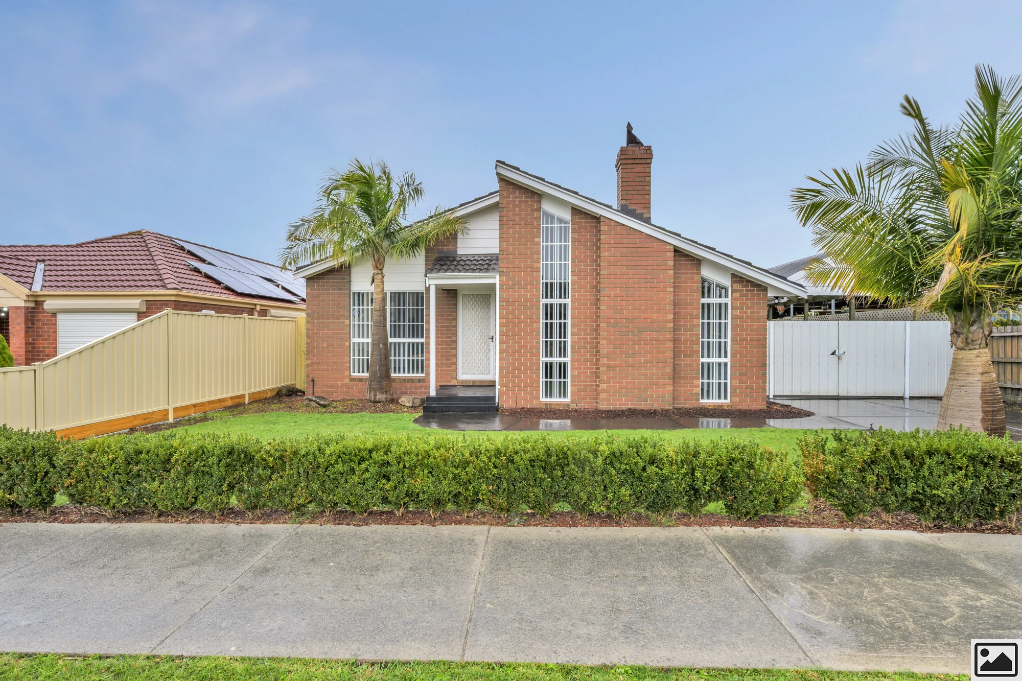33 Carbon Cr, Mill Park, Vic 3082