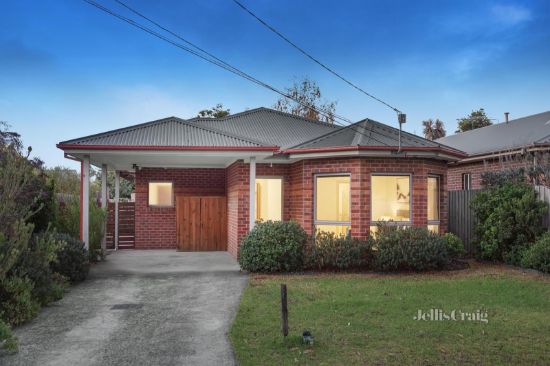 33 Cobham Road, Mitcham, Vic 3132