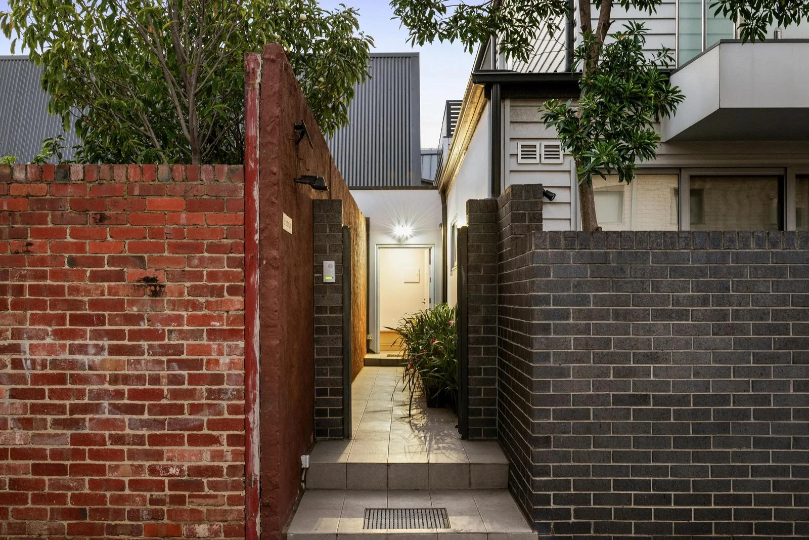 33 Dutton Lane, Ascot Vale, Vic 3032