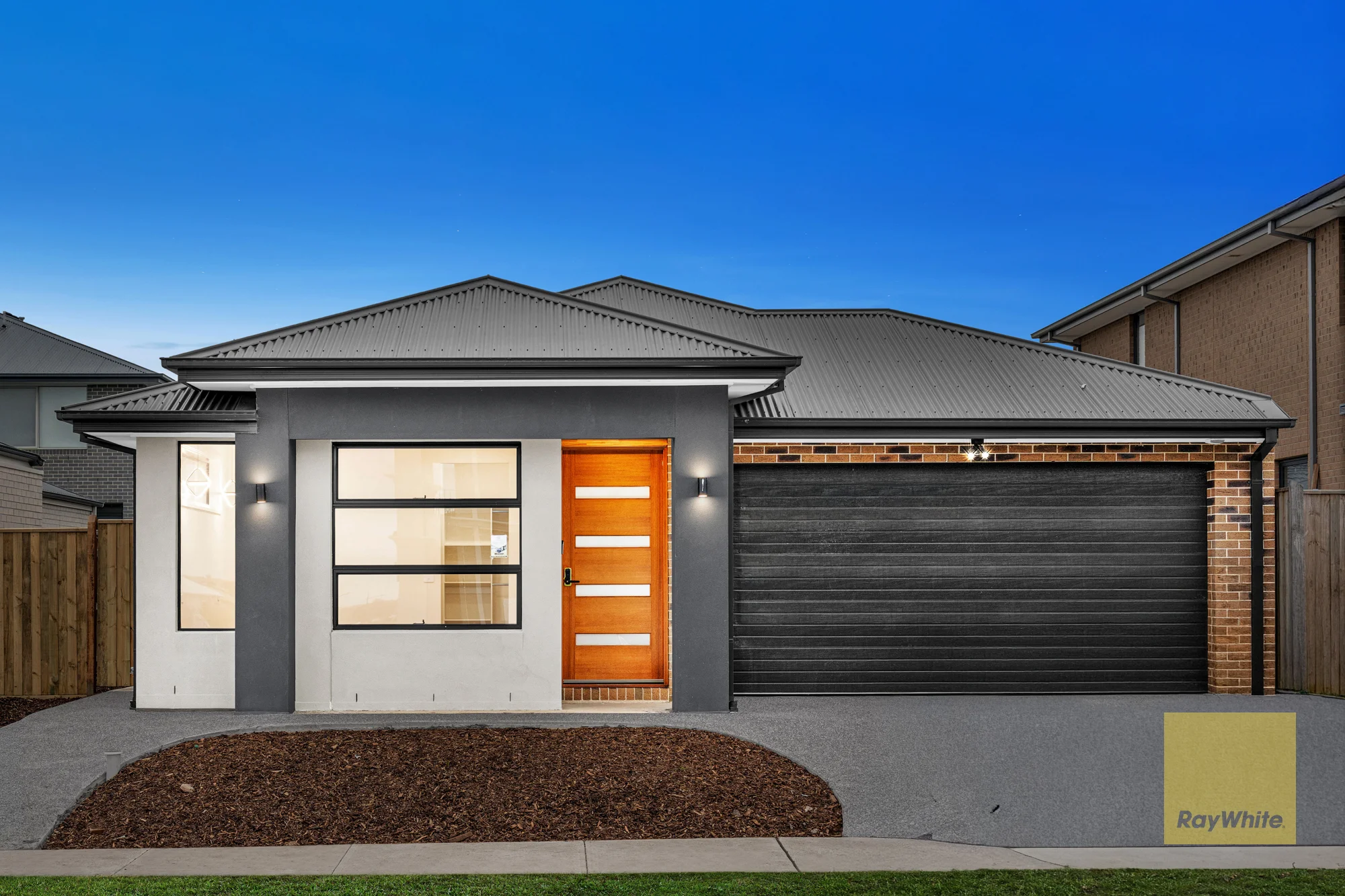 33 Foal Circuit, Fraser Rise, Vic 3336