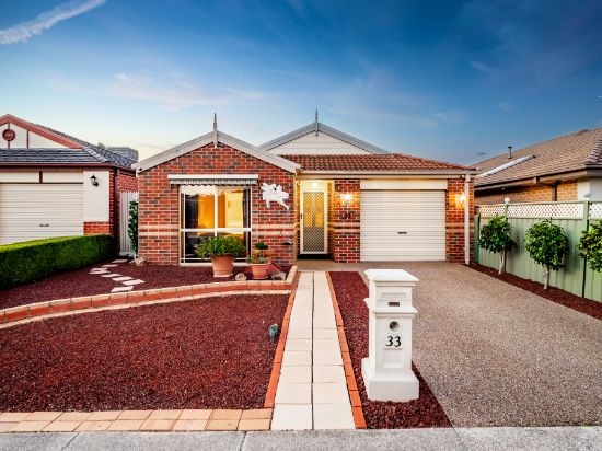 33 Francis Crescent, Langwarrin, Vic 3910