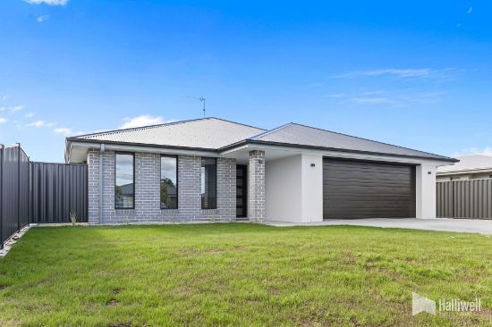 33 Magnolia Avenue, Latrobe, Tas 7307