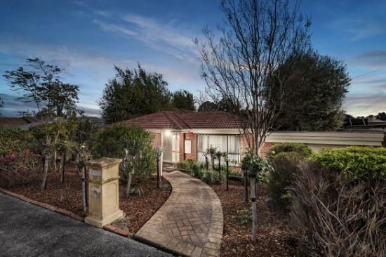 33 Mclaughlin Crescent, Mill Park, Vic 3082