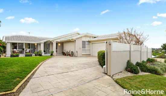 33 Narona Street, Middle Park, Qld 4074