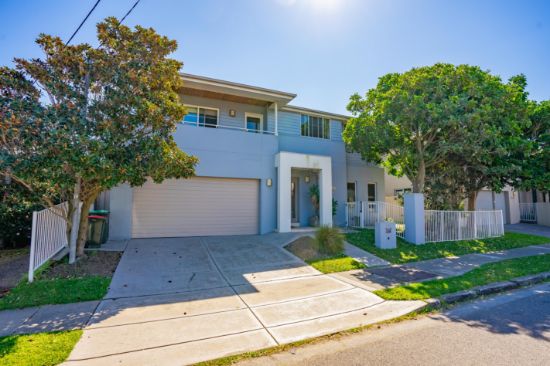 332a Darby Street, Cooks Hill, NSW 2300