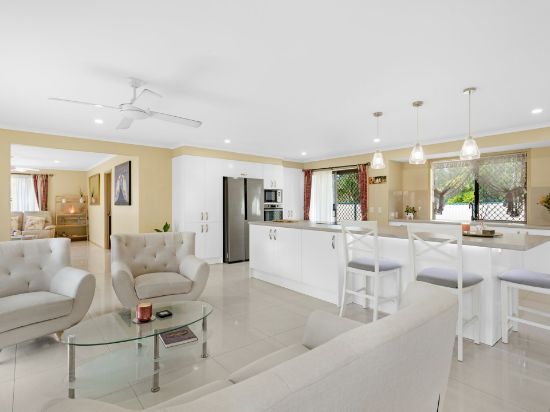 333 Hinkler Drive, Worongary, Qld 4213