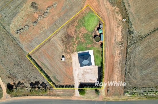 335 Boomerang Avenue, Cardross, Vic 3496
