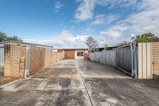 33A Lucich Street, Kelmscott, WA 6111