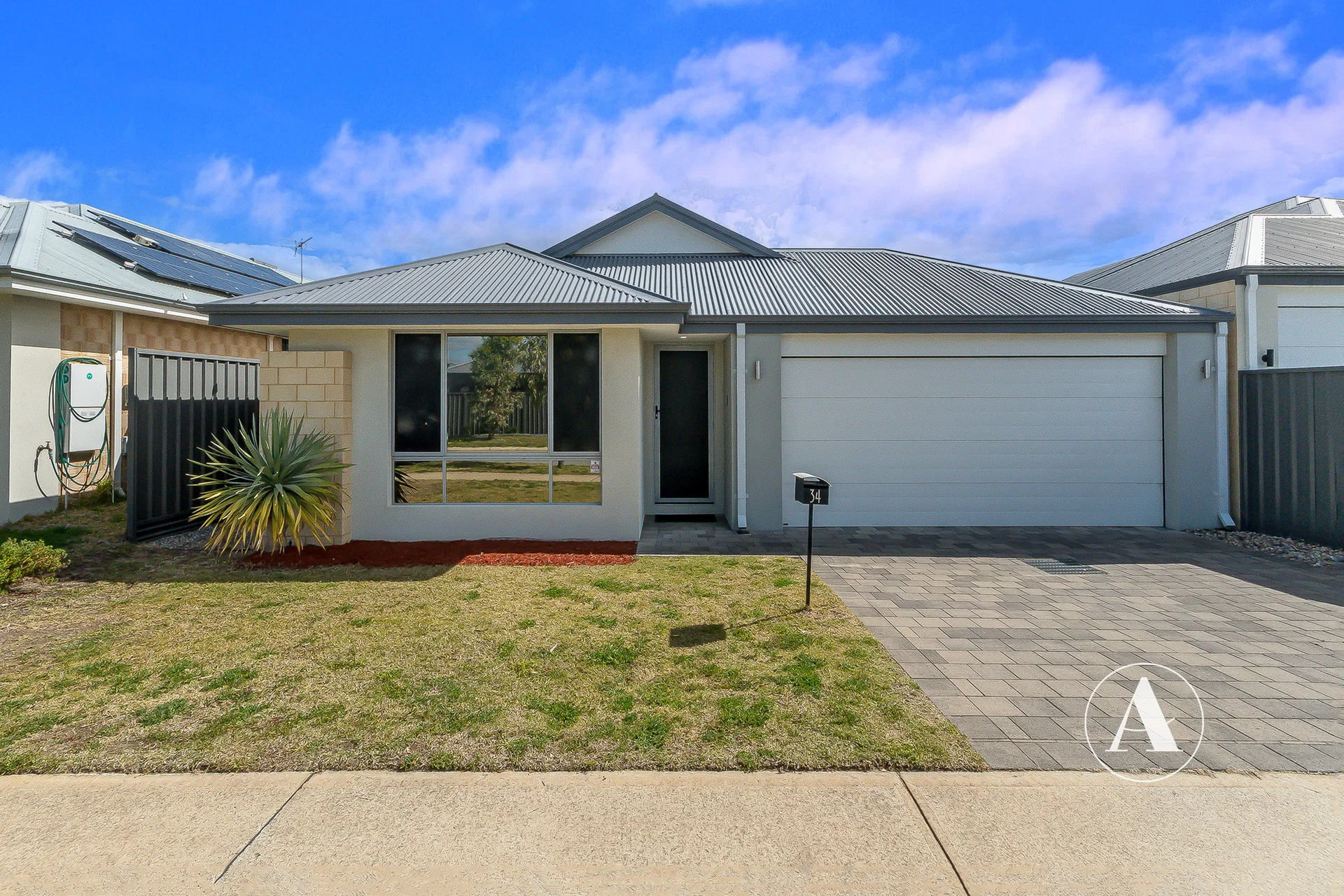 34 Bloomfield Drive, Hilbert, WA 6112