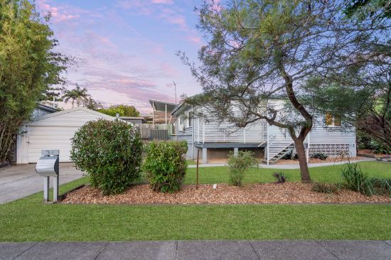 34 Brisbane Corso, Fairfield, Qld 4103