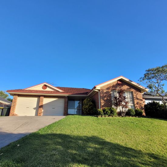 34 Holwell Circuit, Raymond Terrace, NSW 2324