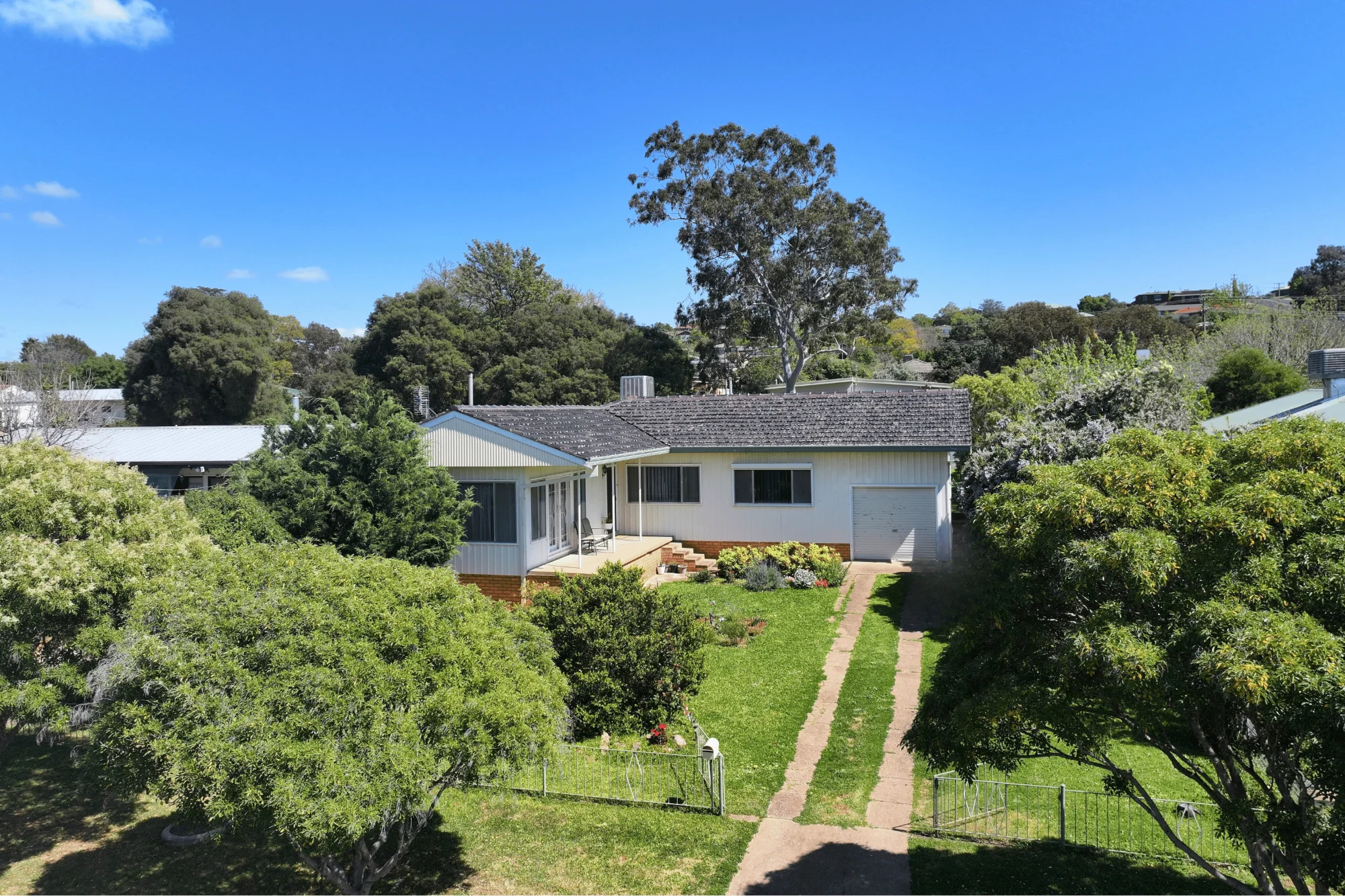 34 Moor Street, Parkes, NSW 2870