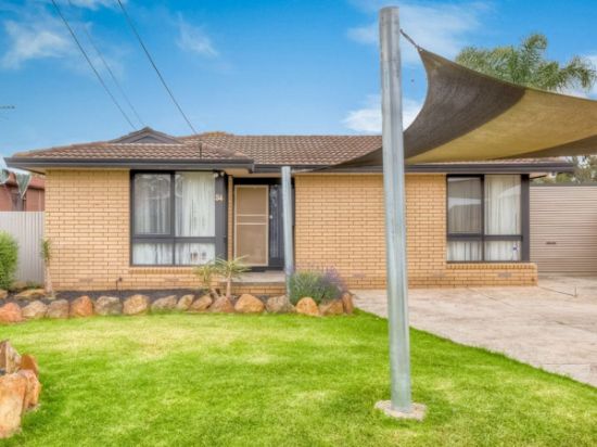 34 Norma Street, Melton, Vic 3337