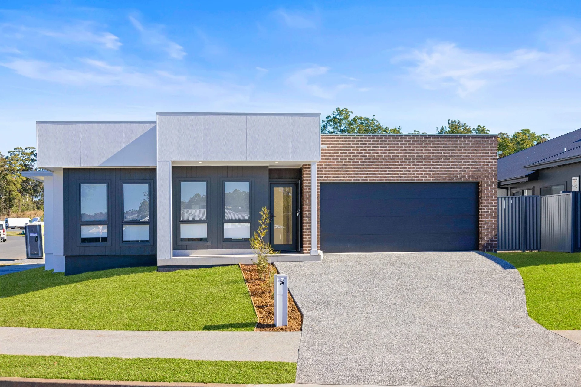 34 Sovereign Drive, Thrumster, NSW 2444