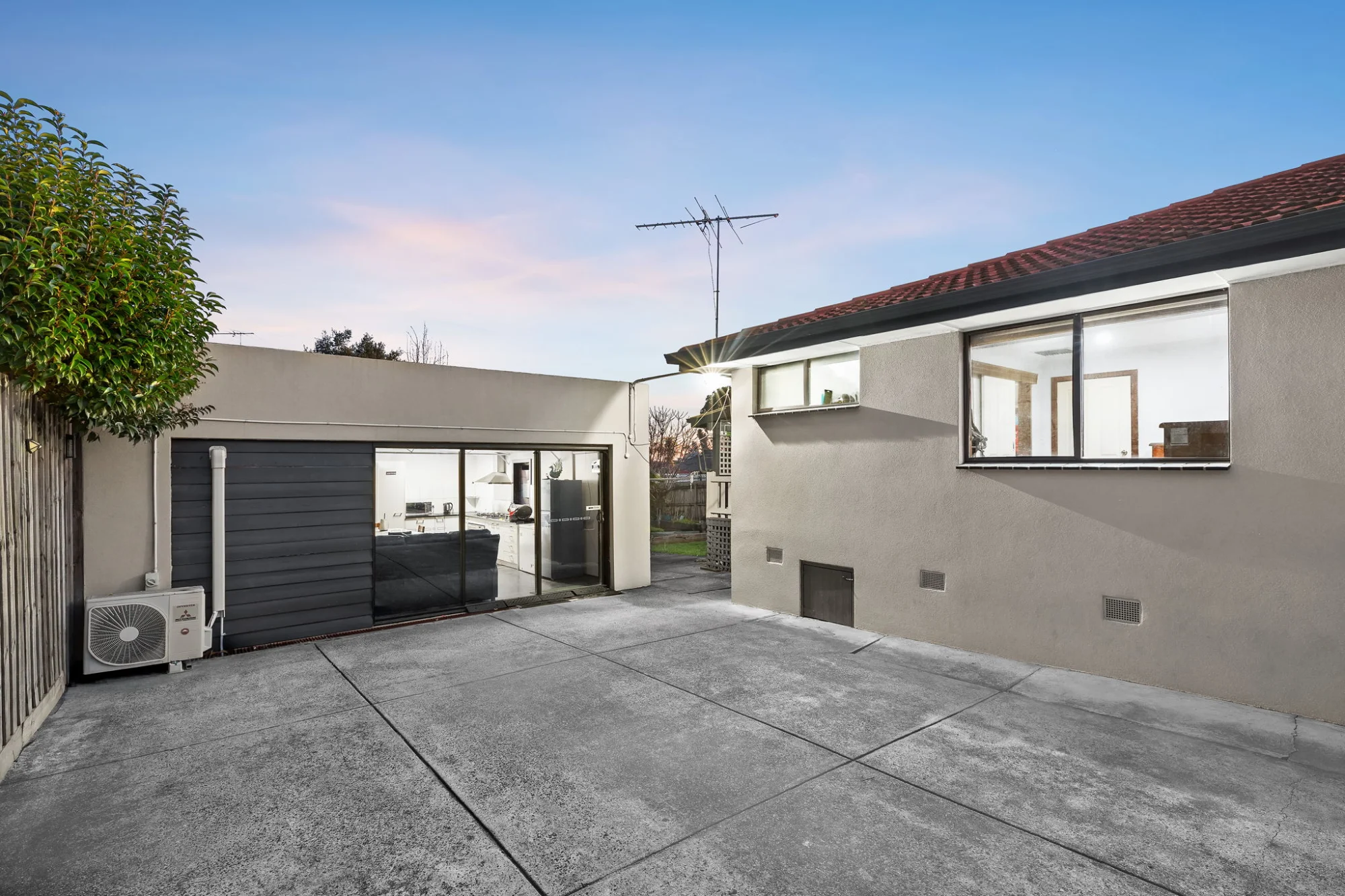 34 Thompson Circuit, Mill Park, Vic 3082
