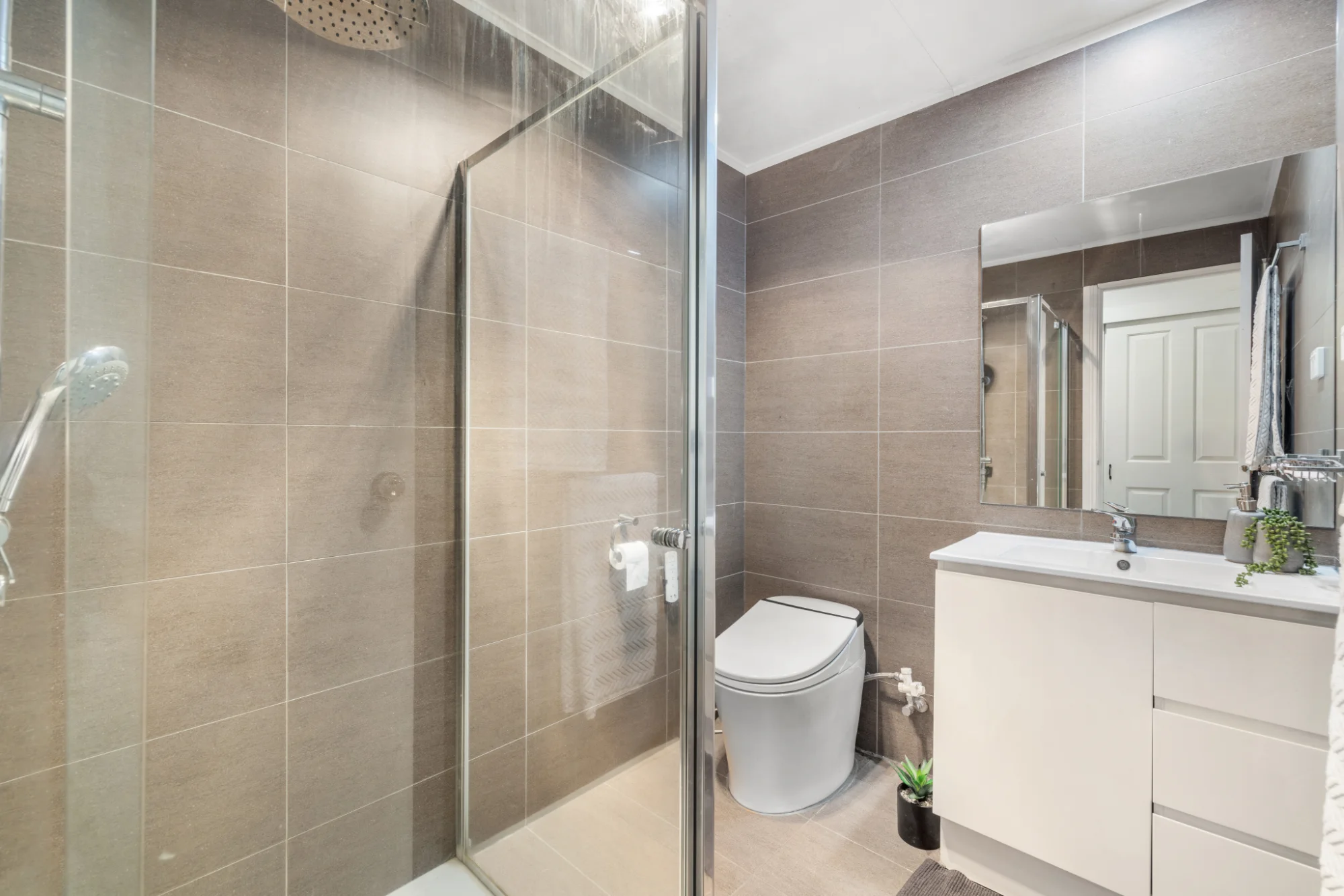 345 Scoresby Road, Ferntree Gully, Vic 3156