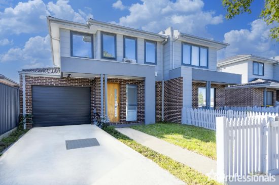 3,4,8/16-18 Curtin street, St Albans, Vic 3021
