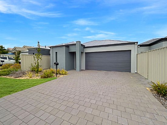 34b Kemp Street, Pearsall, WA 6065