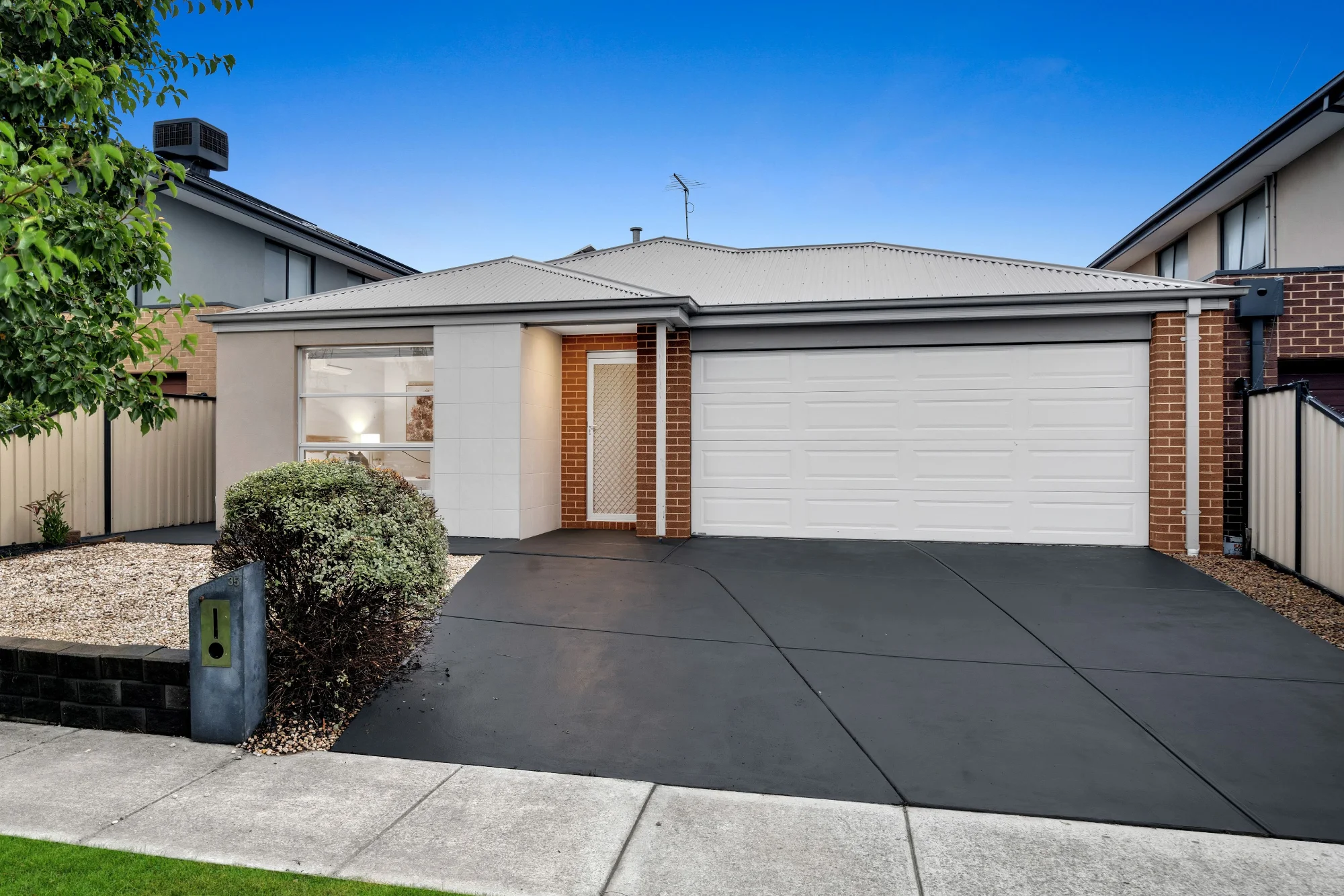 35 Andretti Avenue, Lynbrook VIC 3975