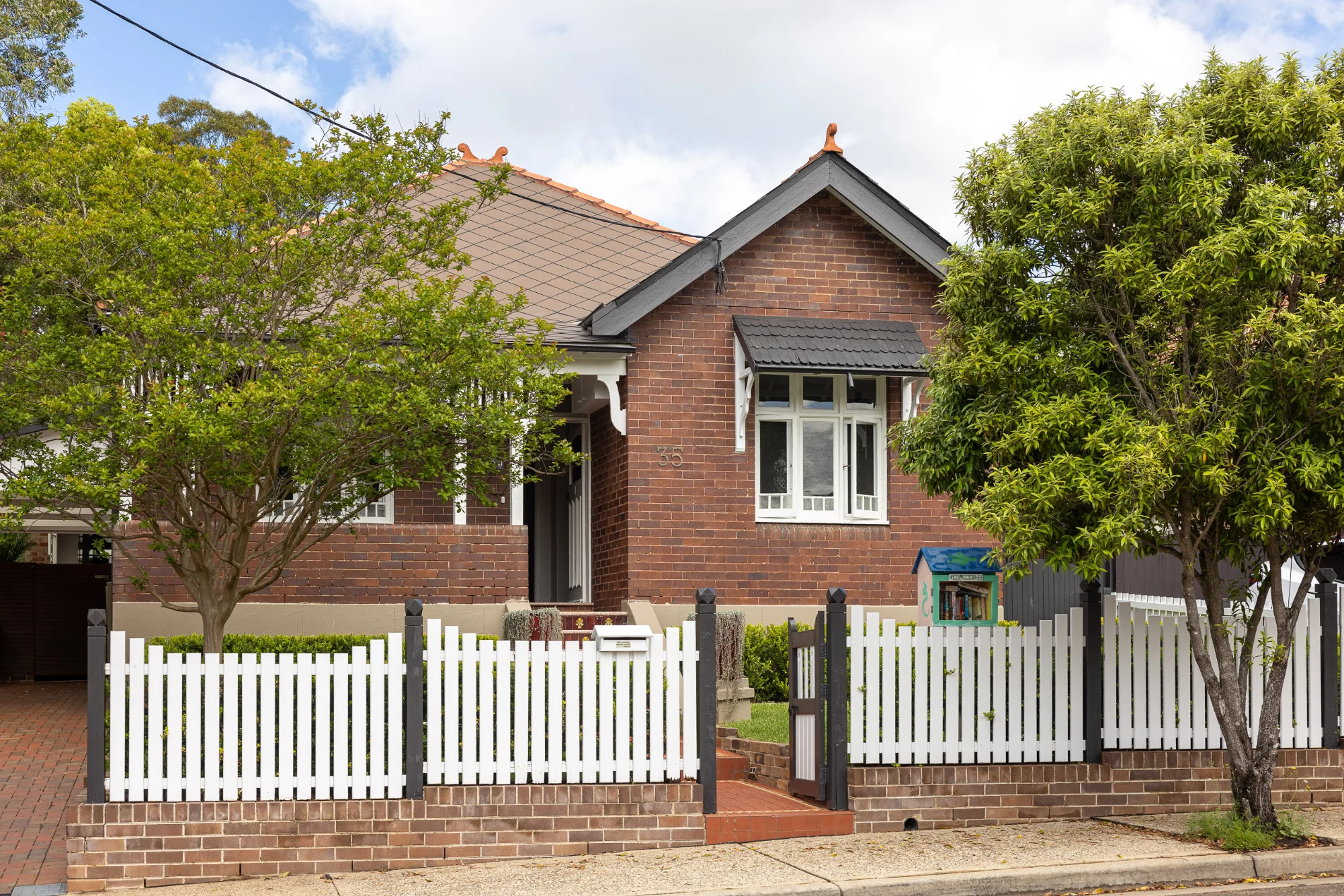 35 Batemans Road, Gladesville, NSW 2111