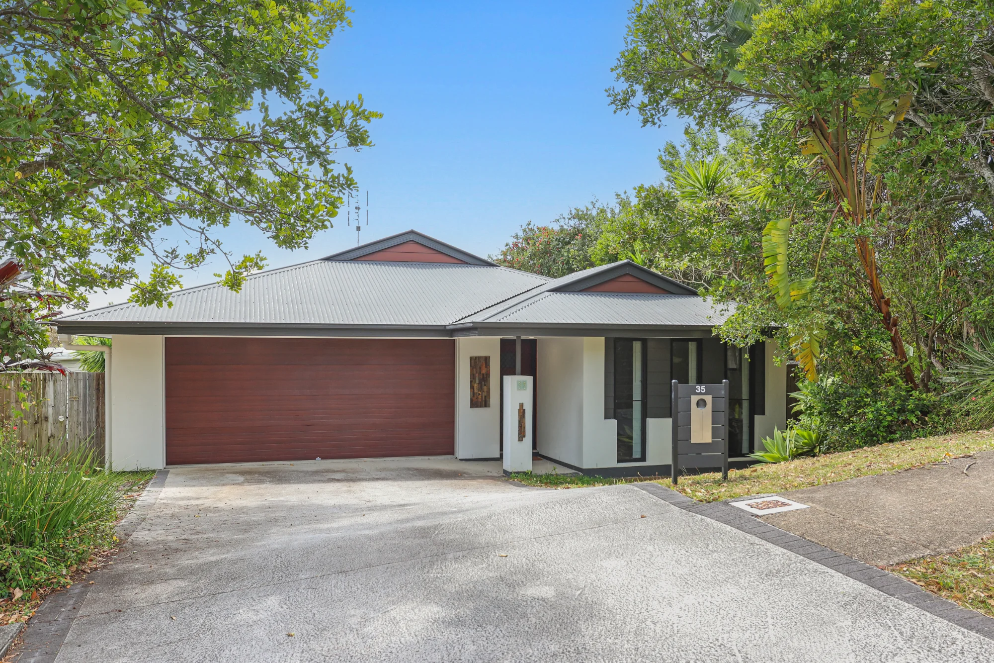 35 Diamantina Circuit, Pacific Pines, Qld 4211