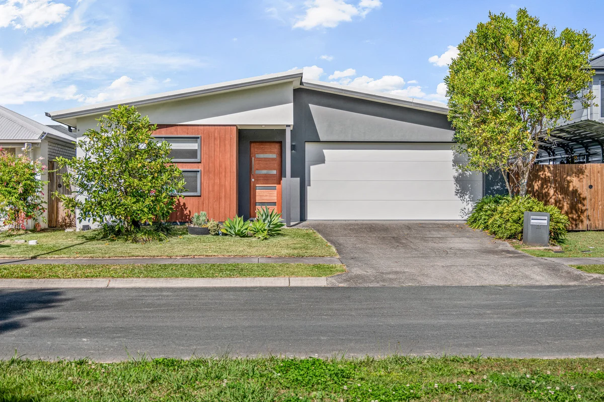35 Harlequin Road, Palmview, Qld 4553