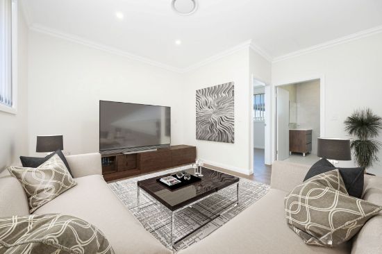 35 Melbourne Street, Oxley Park, NSW 2760