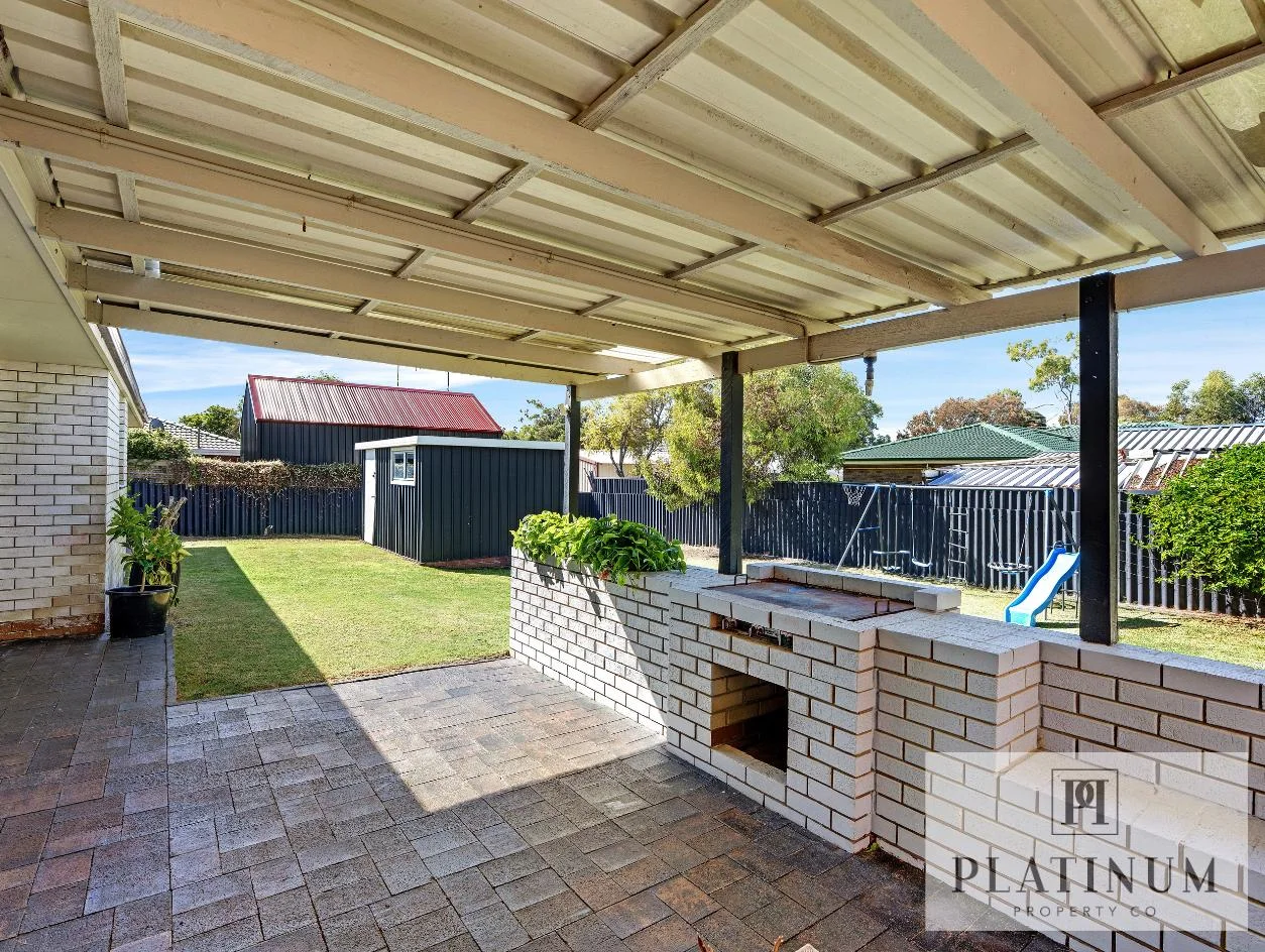 35 Murray Drive, Withers, WA 6230