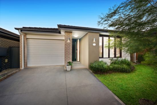 35 Sinclair Parade, Jordan Springs, NSW 2747