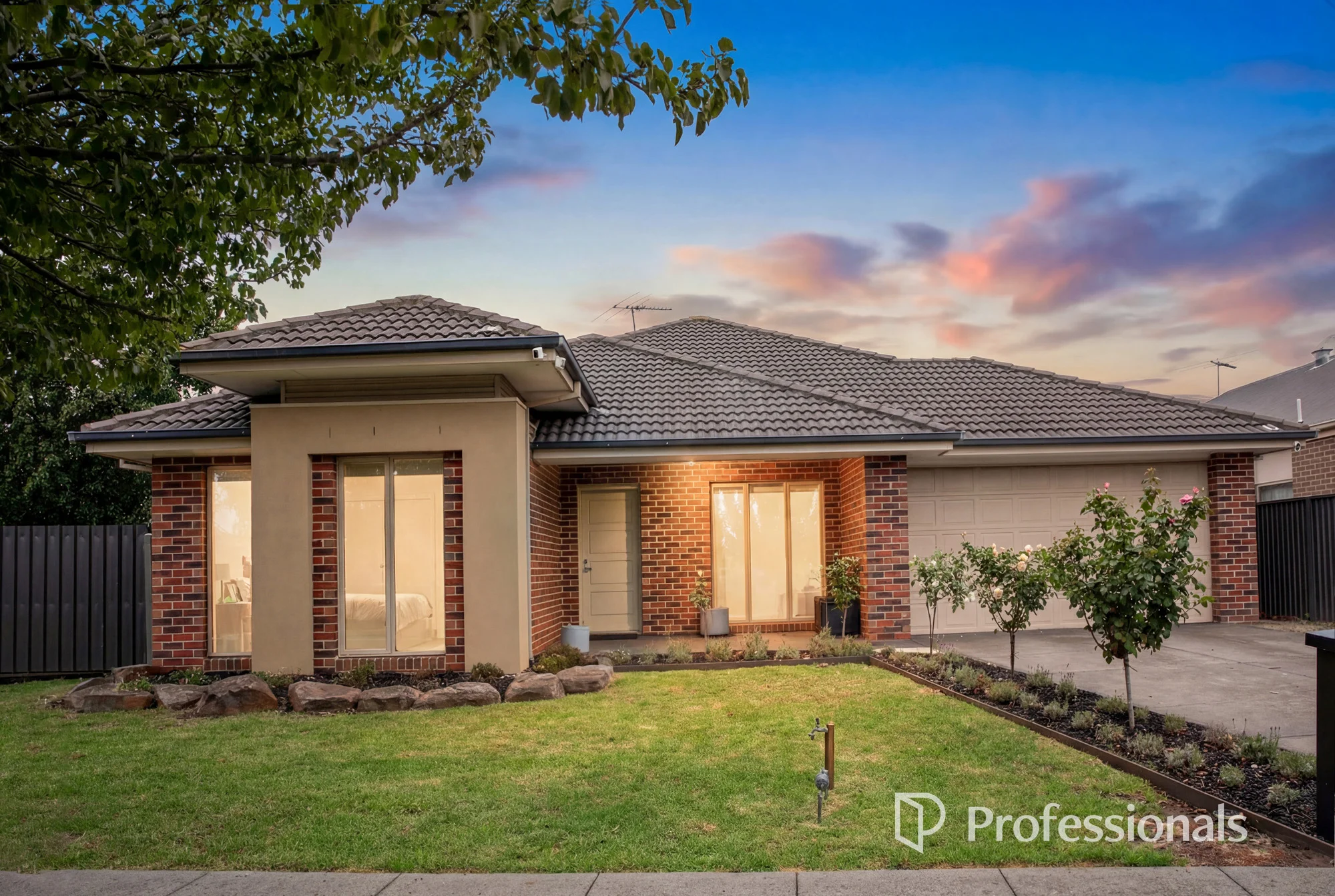 36 Everly Circuit, Pakenham, Vic 3810