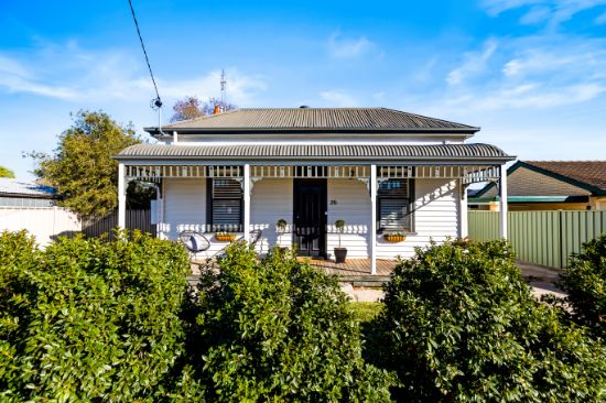 36 Neale Street, Kennington, Vic 3550