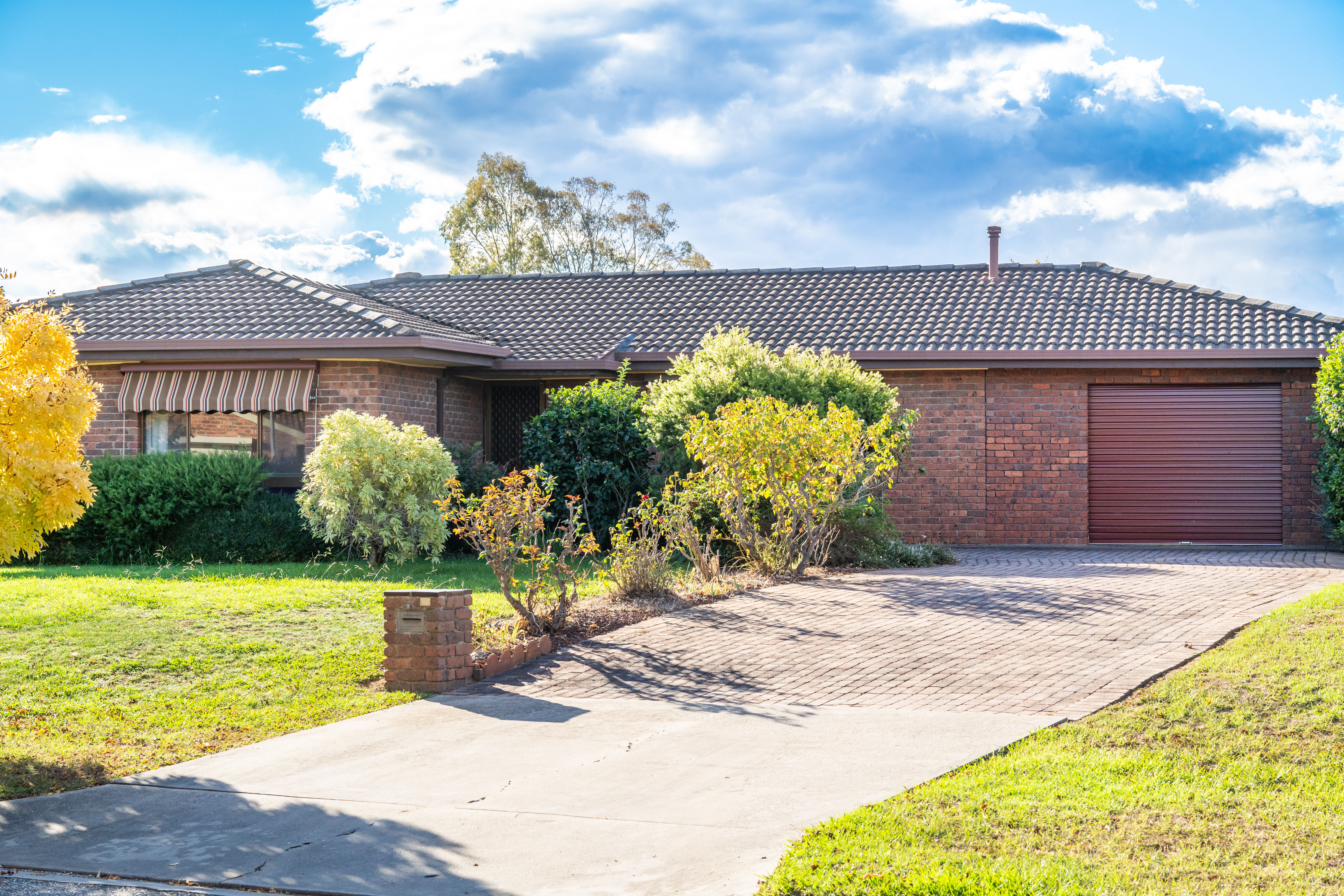 360 Shelley Avenue, Lavington, NSW 2641 360 Shelley Avenue, Lavington, NSW 2641