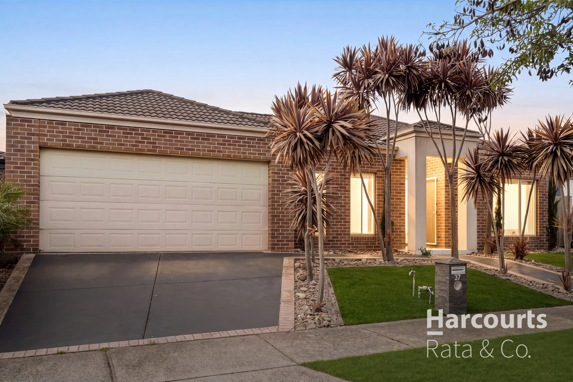 37 Auburn Road, South Morang, Vic 3752