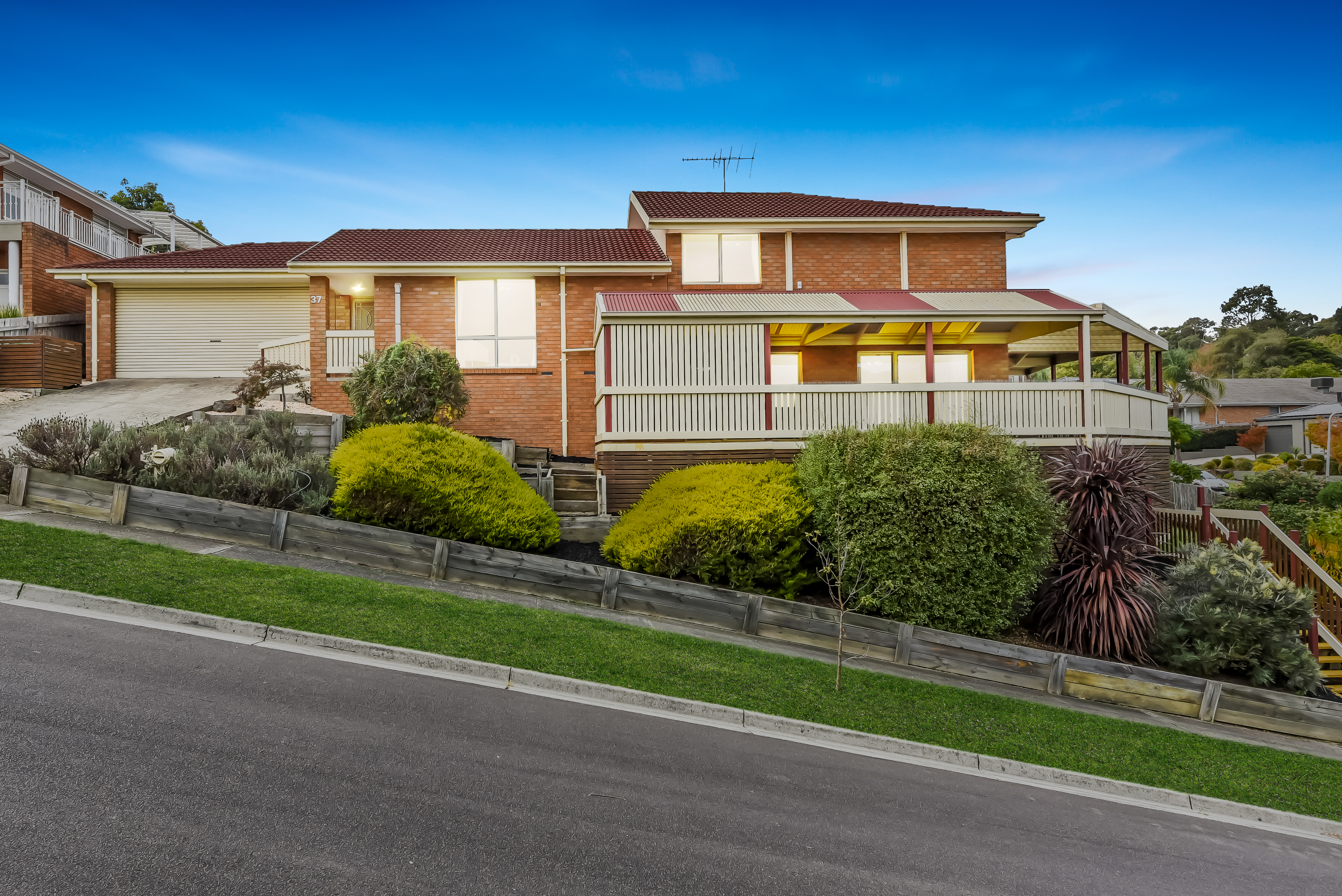 37 Avebury Drive, Berwick, Vic 3806 37 Avebury Drive, Berwick, Vic 3806