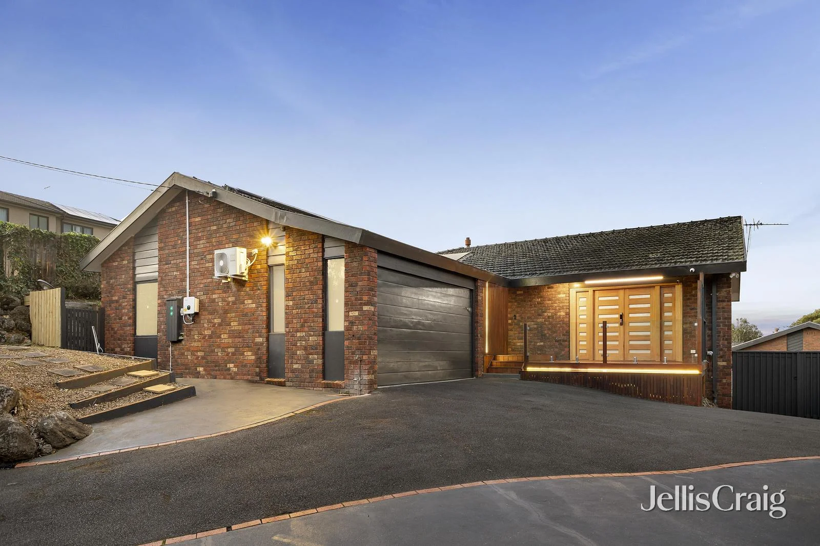 37 Sinclair Avenue, Templestowe Lower, Vic 3107